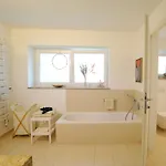 160qm Mit Balkon Nahe Salzburg - 2 Schlafzimmer, 2 Baeder Daire Freilassing