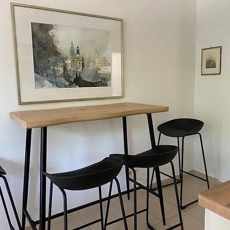 160qm Mit Balkon Nahe Salzburg - 2 Schlafzimmer, 2 Baeder Apartment Freilassing