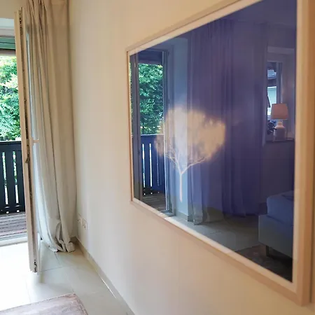 160qm Mit Balkon Nahe Salzburg - 2 Schlafzimmer, 2 Baeder Apartment *