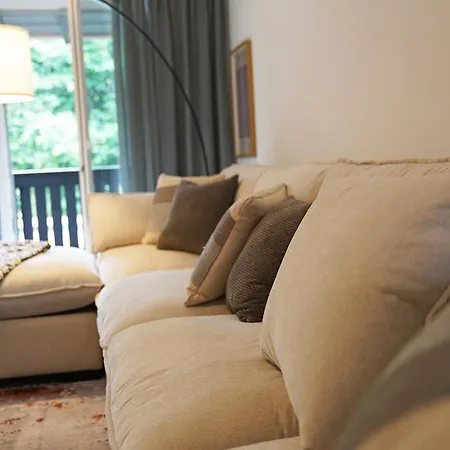 160qm Mit Balkon Nahe Salzburg - 2 Schlafzimmer, 2 Baeder Freilassing
