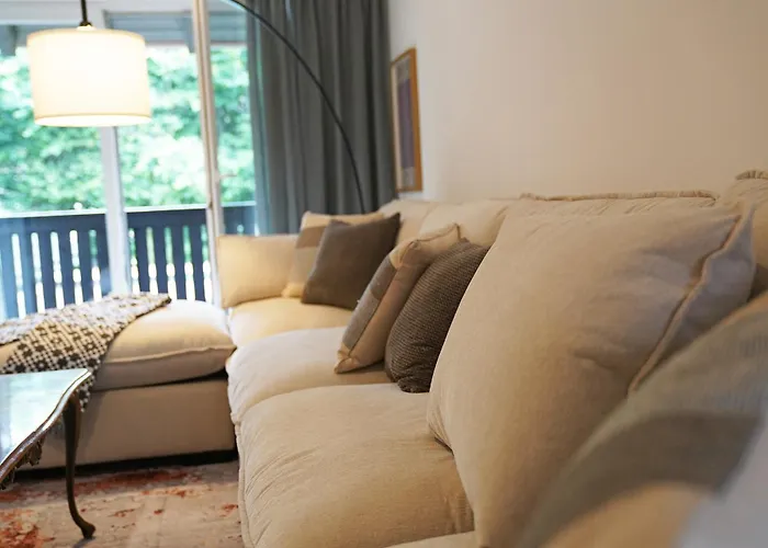 160qm Mit Balkon Nahe Salzburg - 2 Schlafzimmer, 2 Baeder Freilassing